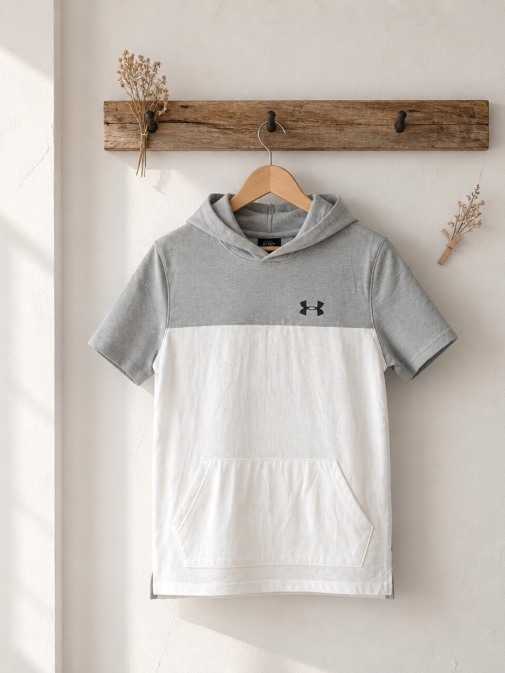 Under Armour Two-Tone Grey & White Short-Sleeve Hooded Top